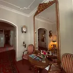 De La Paix Hotel