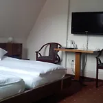 De La Paix Hotel