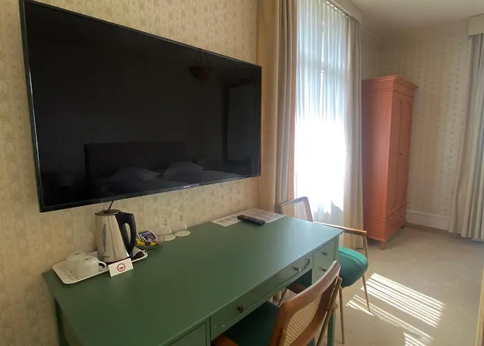 De La Paix Отель