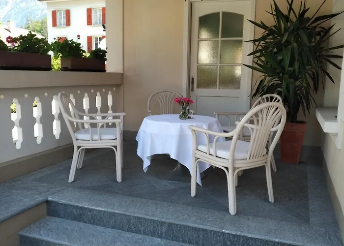 Отель De La Paix 3*