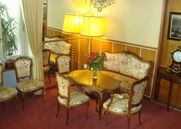 De La Paix Hotel 3*