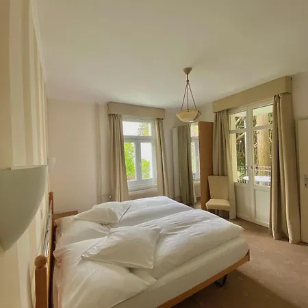 Szálloda De La Paix